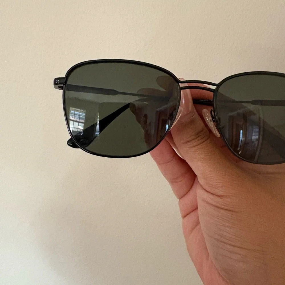 Prada Black Sunglasses VPR 57V - Picture 2 of 5